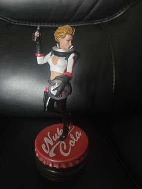 ThinkGeek Exclusive Bethesda Fallout 4 Nuka Cola Girl Statue Figure